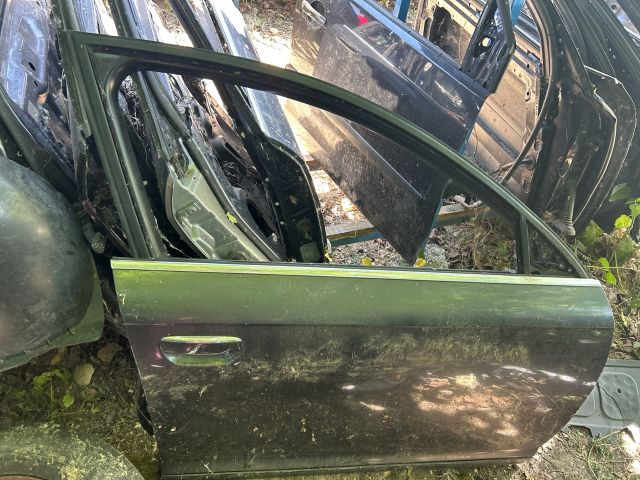 bontott AUDI A6 C6 Jobb első Ajtó (Üres lemez)