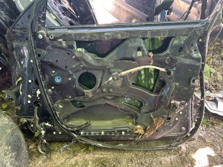 bontott AUDI A6 C6 Jobb első Ajtó (Üres lemez)