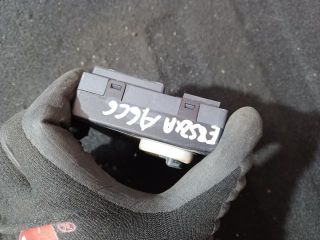 bontott AUDI A6 C6 Jobb első Ajtó Vezérlőegység