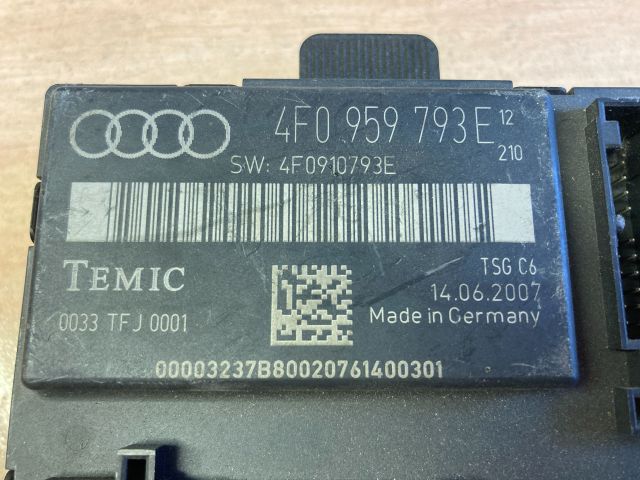 bontott AUDI A6 C6 Jobb első Ajtó Vezérlőegység