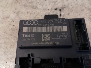 bontott AUDI A6 C6 Jobb első Ajtó Vezérlőegység