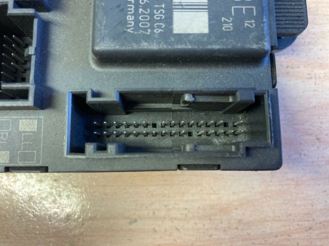 bontott AUDI A6 C6 Jobb első Ajtó Vezérlőegység