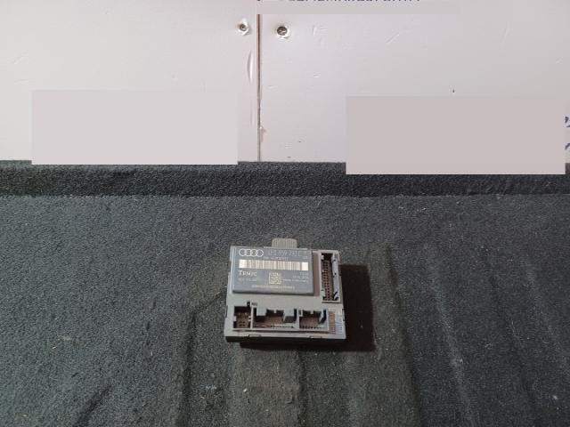 bontott AUDI A6 C6 Jobb első Ajtó Vezérlőegység