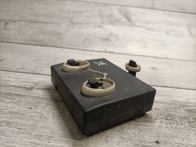 bontott AUDI A6 C6 Jobb első Ajtó Vezérlőegység