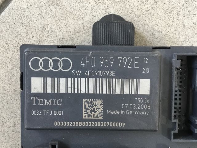 bontott AUDI A6 C6 Jobb első Ajtó Vezérlőegység