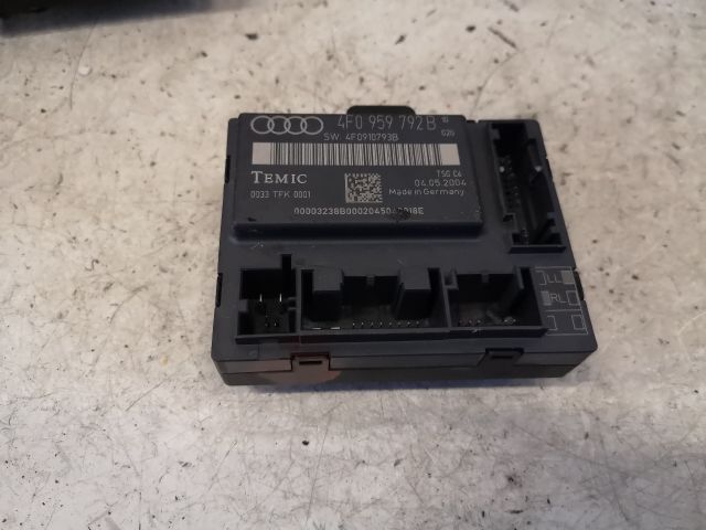 bontott AUDI A6 C6 Jobb első Ajtó Vezérlőegység