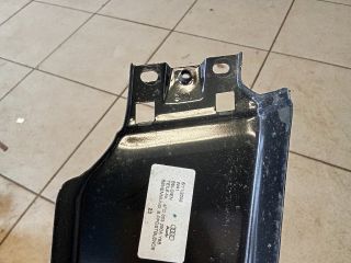 bontott AUDI A6 C6 Jobb első Ajtókeret Burkolat