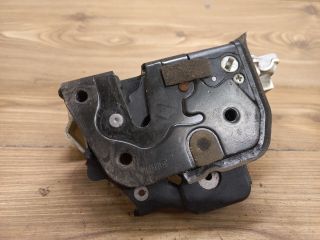 bontott AUDI A6 C6 Jobb első Ajtózár