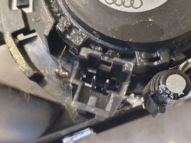 bontott AUDI A6 C6 Jobb első Belső Kilincs