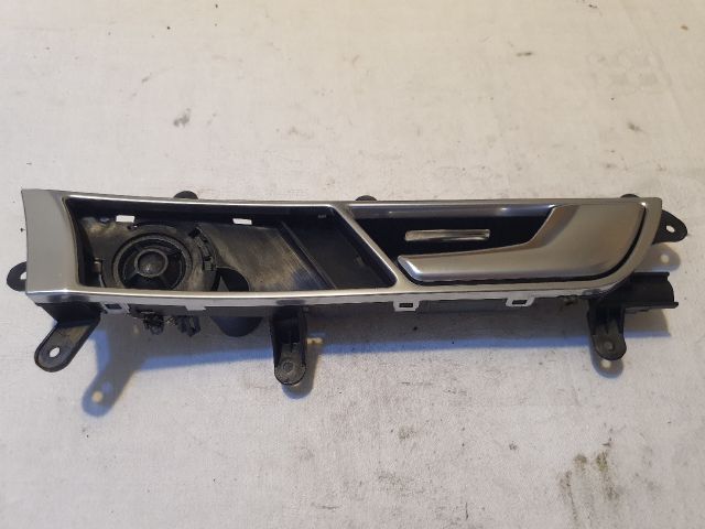 bontott AUDI A6 C6 Jobb első Belső Kilincs