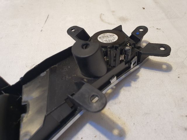 bontott AUDI A6 C6 Jobb első Belső Kilincs