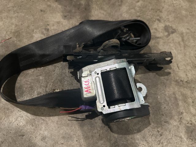 bontott AUDI A6 C6 Jobb első Biztonsági Öv