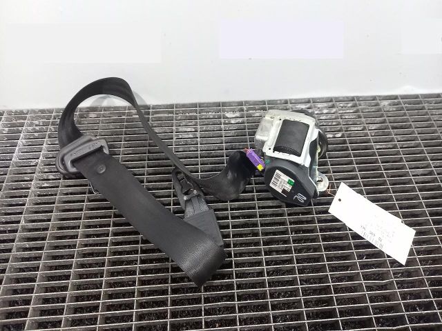 bontott AUDI A6 C6 Jobb első Biztonsági Öv