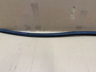 bontott AUDI A6 C6 Jobb első Gumikéder