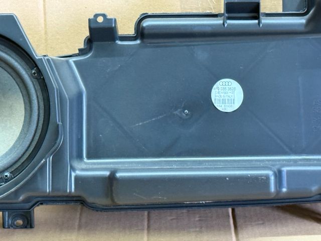 bontott AUDI A6 C6 Jobb első Hangszóró