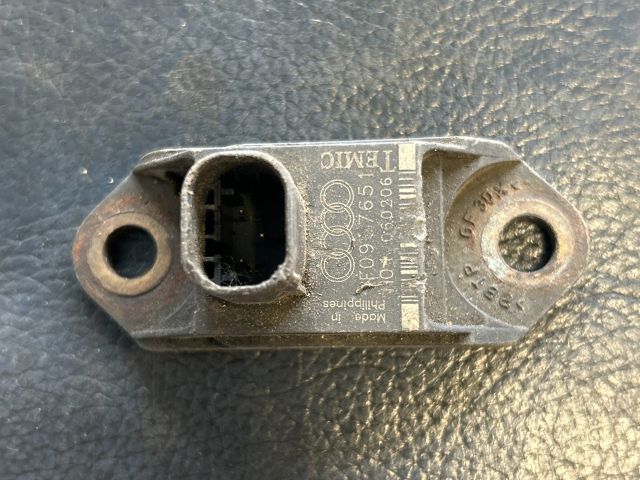 bontott AUDI A6 C6 Jobb első Oldal Ütközés Érzékelő