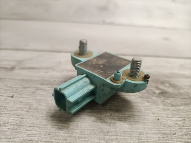 bontott AUDI A6 C6 Jobb első Oldal Ütközés Érzékelő