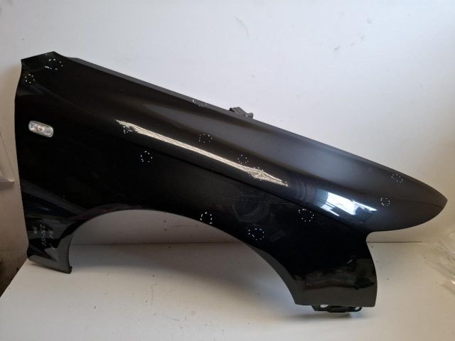 bontott AUDI A6 C6 Jobb első Sárvédő