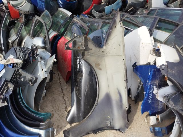 bontott AUDI A6 C6 Jobb első Sárvédő