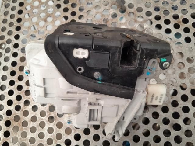 bontott AUDI A6 C6 Jobb első Zsanér