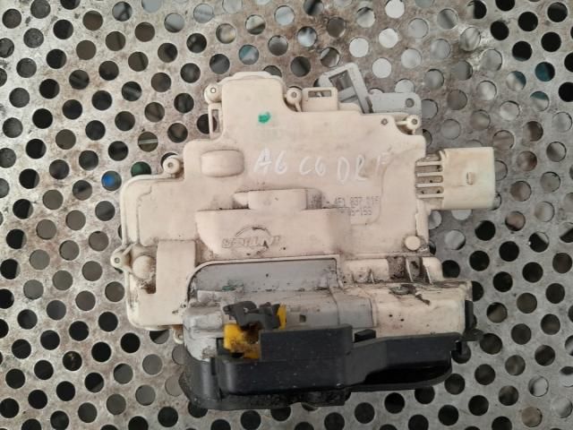 bontott AUDI A6 C6 Jobb első Zsanér