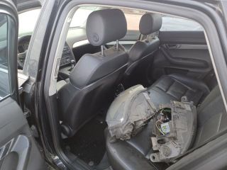 bontott AUDI A6 C6 Jobb első Zsanér