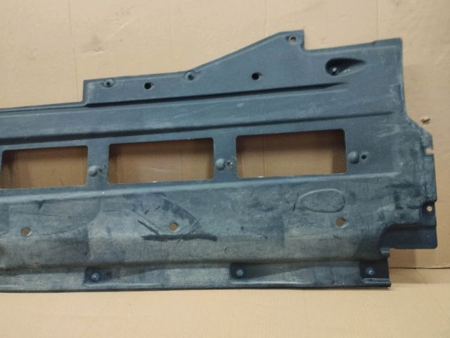 bontott AUDI A6 C6 Jobb Fenéklemez