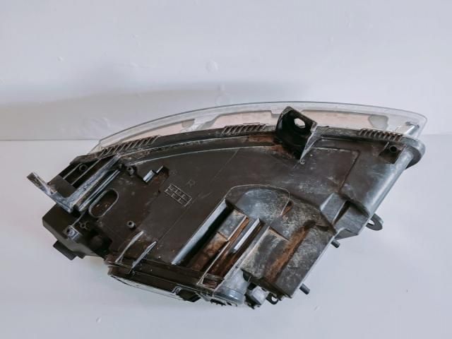 bontott AUDI A6 C6 Jobb Fényszóró