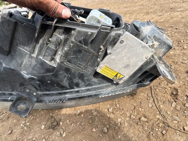 bontott AUDI A6 C6 Jobb Fényszóró