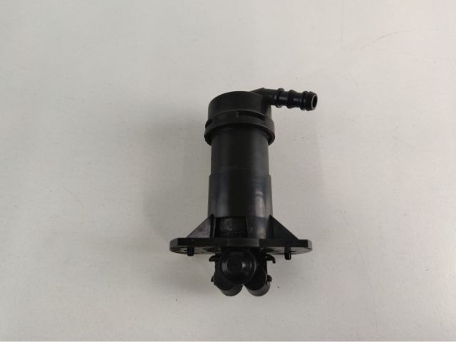 bontott AUDI A6 C6 Jobb Fényszórómosó Fúvóka