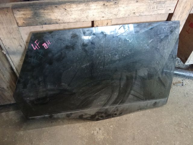 bontott AUDI A6 C6 Jobb hátsó Ablak