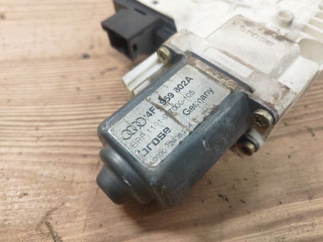 bontott AUDI A6 C6 Jobb hátsó Ablakemelő Motor