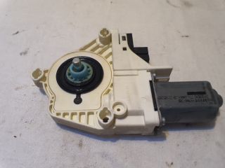 bontott AUDI A6 C6 Jobb hátsó Ablakemelő Motor