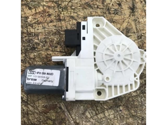 bontott AUDI A6 C6 Jobb hátsó Ablakemelő Motor