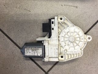 bontott AUDI A6 C6 Jobb hátsó Ablakemelő Motor