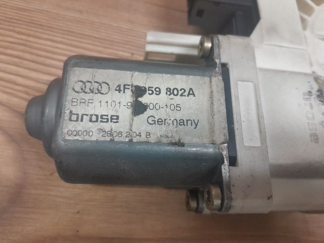 bontott AUDI A6 C6 Jobb hátsó Ablakemelő Motor