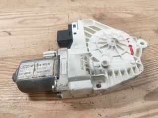 bontott AUDI A6 C6 Jobb hátsó Ablakemelő Motor