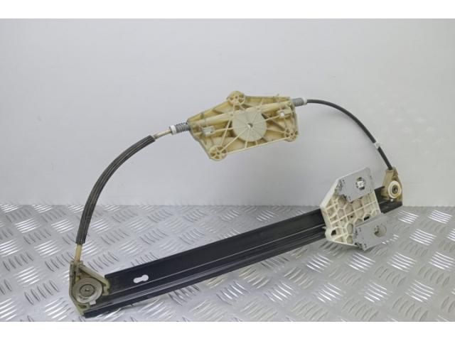 bontott AUDI A6 C6 Jobb hátsó Ablakemelő Szerkezet (Elektromos)