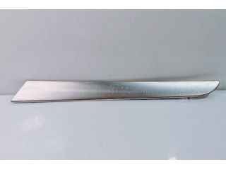 bontott AUDI A6 C6 Jobb hátsó Ajtó Díszléc