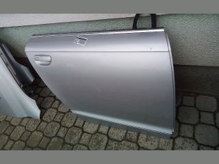bontott AUDI A6 C6 Jobb hátsó Ajtó (Részeivel)