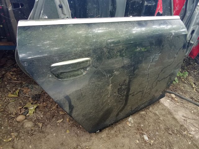 bontott AUDI A6 C6 Jobb hátsó Ajtó (Részeivel)