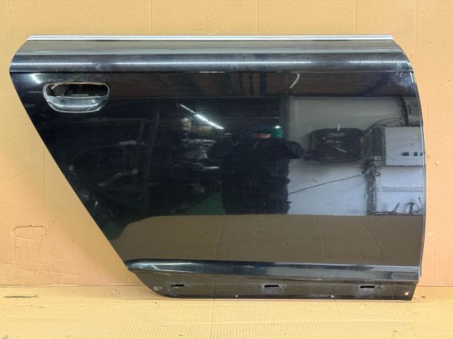 bontott AUDI A6 C6 Jobb hátsó Ajtó (Üres lemez)