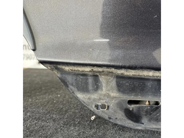 bontott AUDI A6 C6 Jobb hátsó Ajtó (Üres lemez)