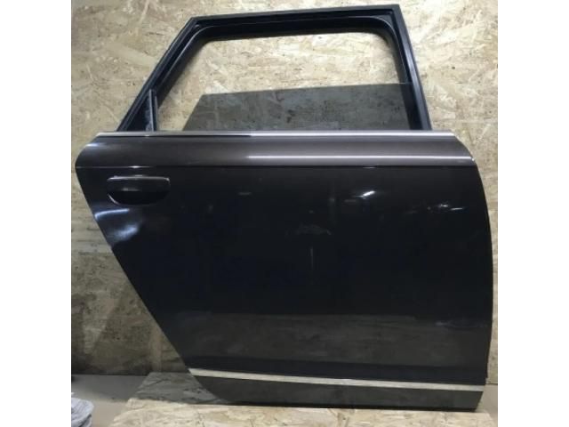 bontott AUDI A6 C6 Jobb hátsó Ajtó (Üres lemez)