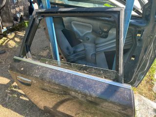 bontott AUDI A6 C6 Jobb hátsó Ajtó (Üres lemez)