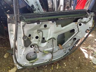 bontott AUDI A6 C6 Jobb hátsó Ajtó (Üres lemez)