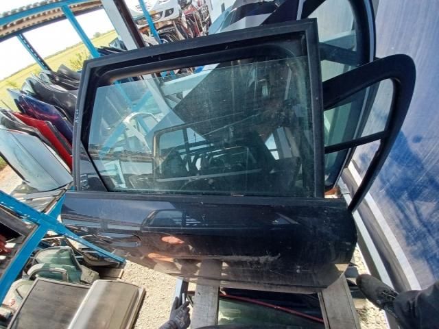 bontott AUDI A6 C6 Jobb hátsó Ajtó (Üres lemez)