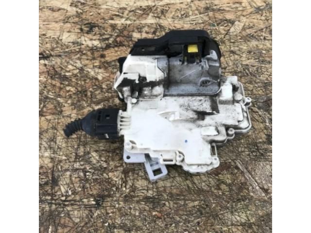 bontott AUDI A6 C6 Jobb hátsó Ajtózár