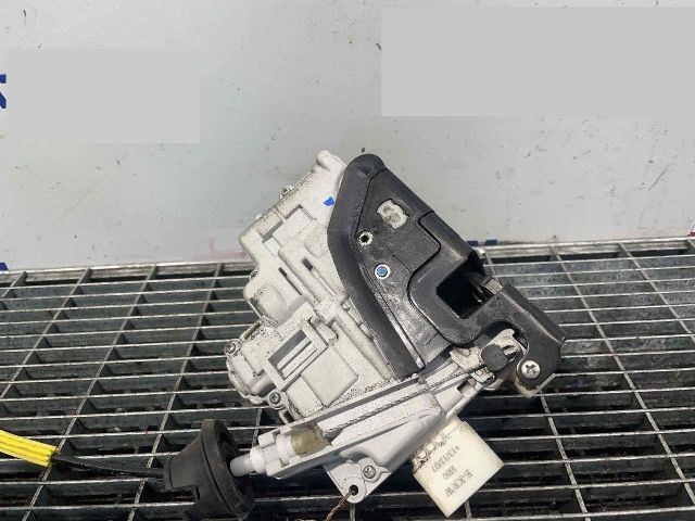 bontott AUDI A6 C6 Jobb hátsó Ajtózár