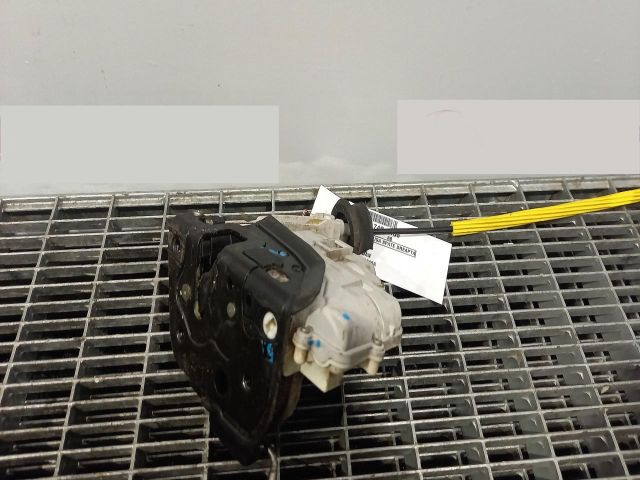 bontott AUDI A6 C6 Jobb hátsó Ajtózár